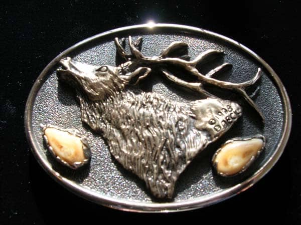 Wildlife belt buckles. Rocky Mountain Elk bronze belt buckle | www.donbeckbronzes.com